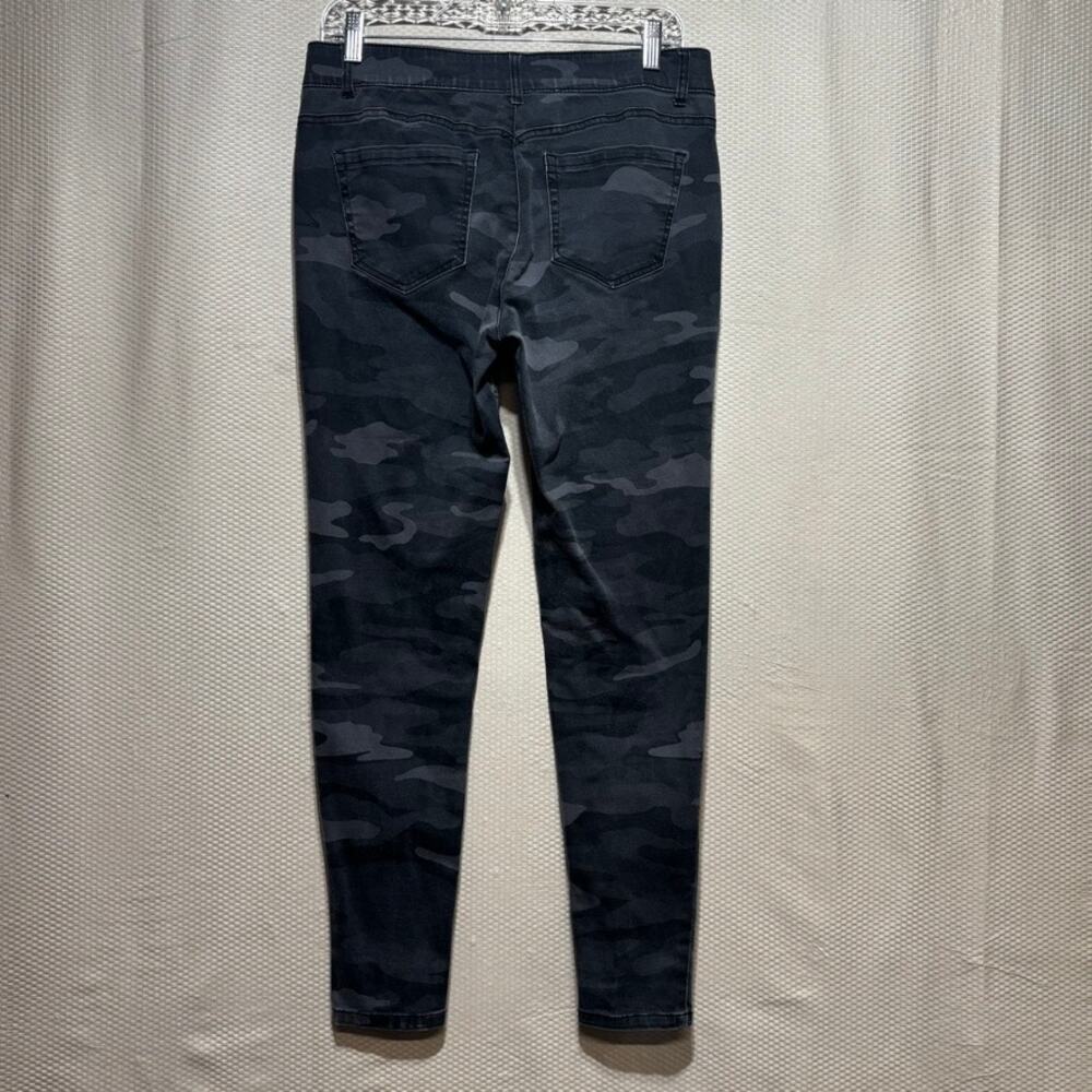 Democracy Ab Technology Dark Camo Skinny Jeans Size 8 Black Gray Zip Pockets - Picture 8 of 9